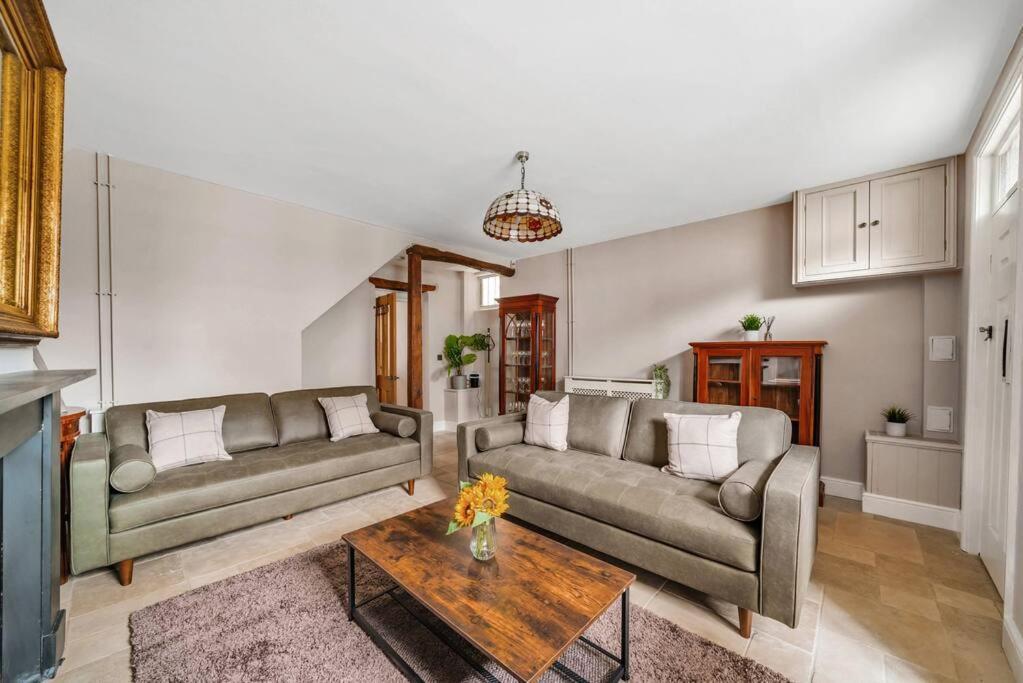 Fox Cottage, Within 5 Min Walk Of Bicester Village Esterno foto
