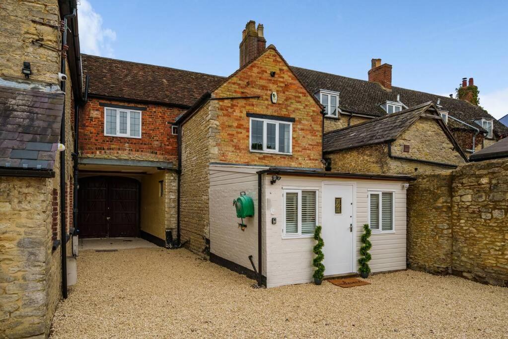 Fox Cottage, Within 5 Min Walk Of Bicester Village Esterno foto