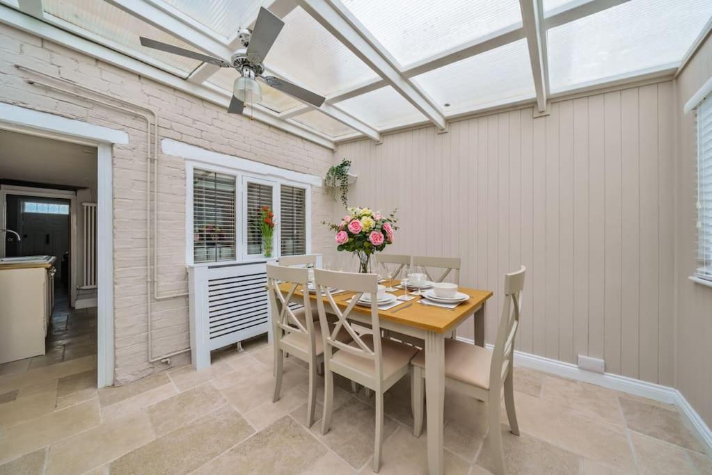 Fox Cottage, Within 5 Min Walk Of Bicester Village Esterno foto